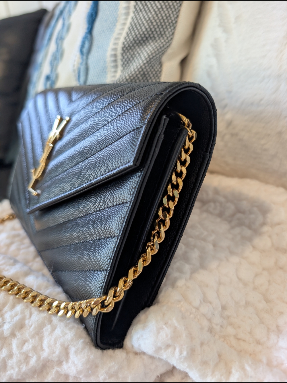 Saint Laurent Cassandra Envelope - Picture 3 of 12